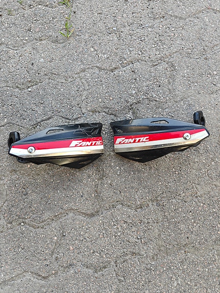 Fantic käsisuojat  mopoon