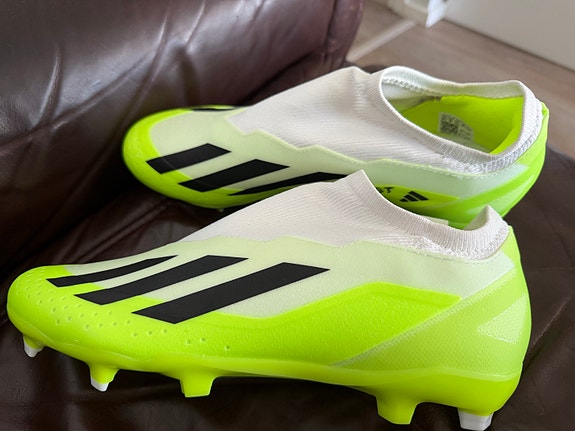 Adidas X Crazyfast jalkapallokengät koko 43 1/3 keltainen