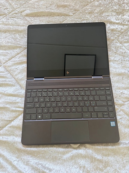 HP kannettava tietokone 13" harmaa