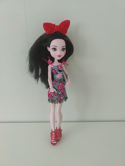 Monster High Emoji Draculaura