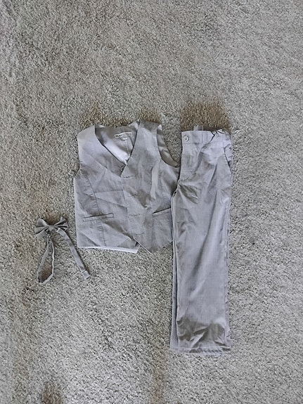Poikien juhla-asu 110cm