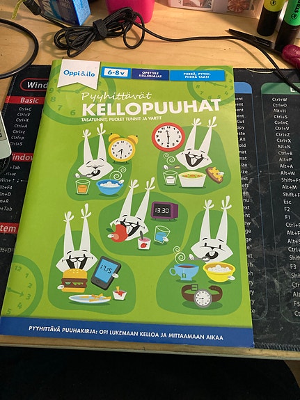 Pyhätunturi Kellopuuha -tehtäväkirja 6–8 v matematiikka