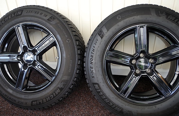 Michelin nastarenkaat MB GLC X254 vanteilla