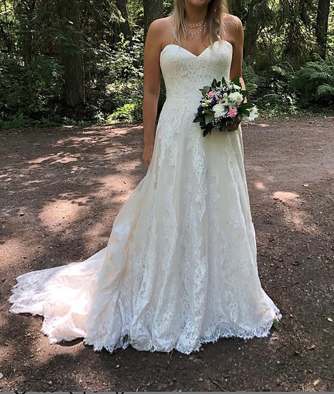 Maggie sotteron kaunis häämekko