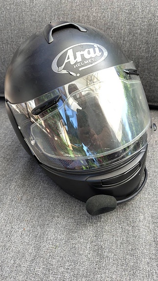 Arai Chaser moottoripyöräkypärä S musta