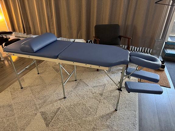 Jaccara hierontapöytä
