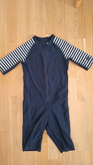 Siisti uv-haalari 128 Reima