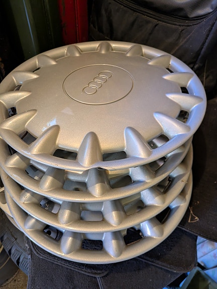 Audi pölykapseli Audi kangasmatto