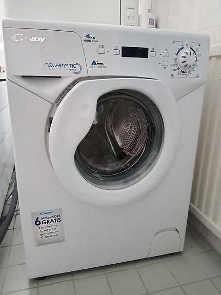 Virheetön, matalan tai ahtan tilan Candy Aquamatic 4kg pyykinpesukone