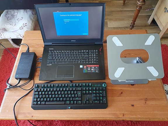 Käytetty MSI Gt73vr 7RF Titan PRO peliläppäri; HUOM. kuvaus