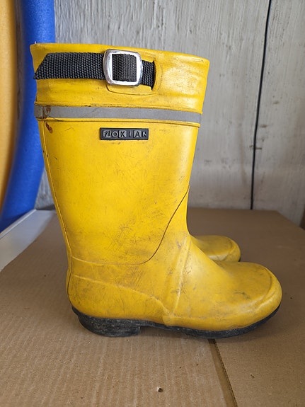 Nokian kumisaappaat 32