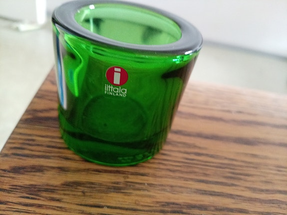 Iittala Kivi tuikkukippo vihreä