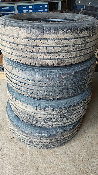 yokohama goelandar 265/70r17