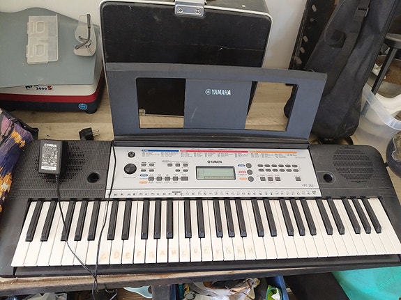 Yamaha kosketinsoitin