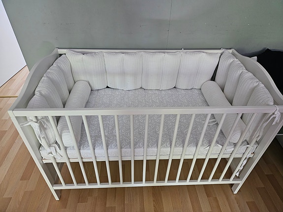IKEA pinnasänky SMÅGÖRA