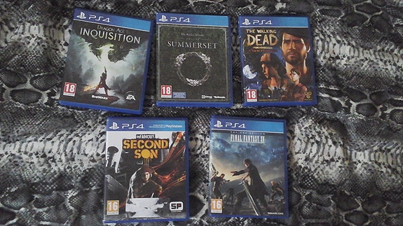 Playstation 4 Pelit