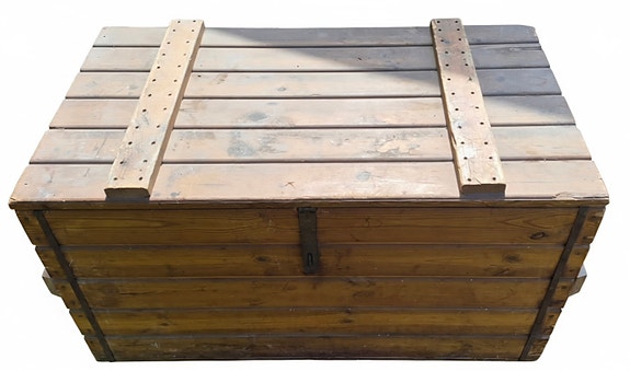 Vanha puuarkku / kirstu