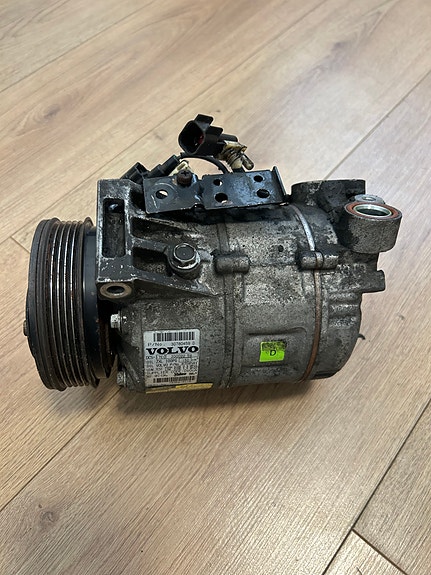 Volvo S80 mk2 D5 ilmastoinninkompressori