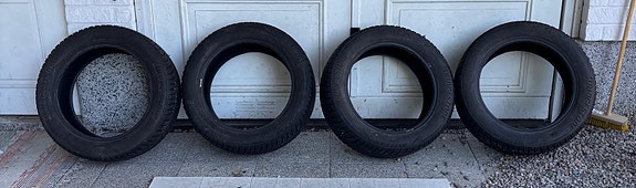 Kitkarenkaat, Bridgestone, Blizzak, LM005.4kpl.