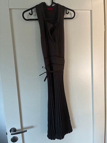 Hugo Boss mekko