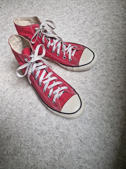 Converse tennarit koko 42 punainen