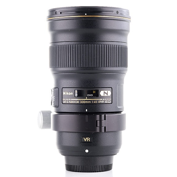 Nikon AF-S Nikkor 300mm f/4E PF ED VR -objektiivi (käytetty)
