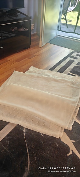 Rusta Home valkoiset kuviolliset verhot