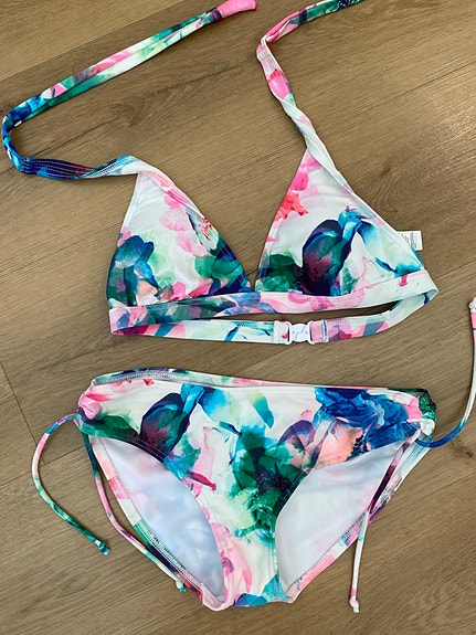 SOC bikinit 36