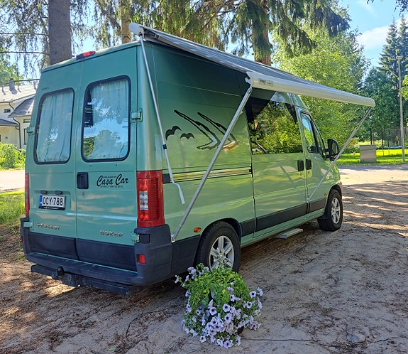 Ostetaan Thule Omnistor 6200 markiisiin 2,35cm leveä sivuseinä