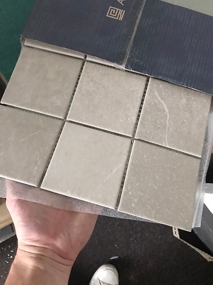 10 x 10 laatta