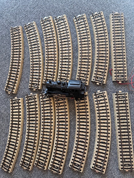 Märklin höyryveturi ja kiskoja