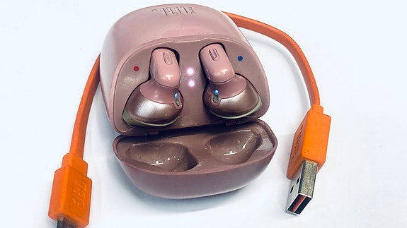 JBL tune