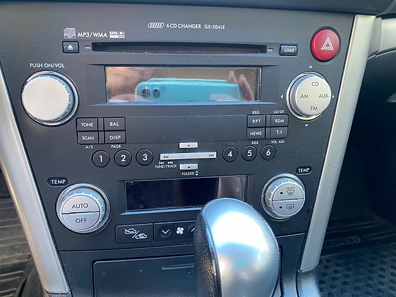 Subaru Legacy tai Outback 2006-2009 radio/lämmitysyksikkö
