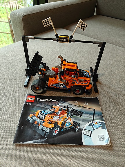 LEGO Technic 42104
