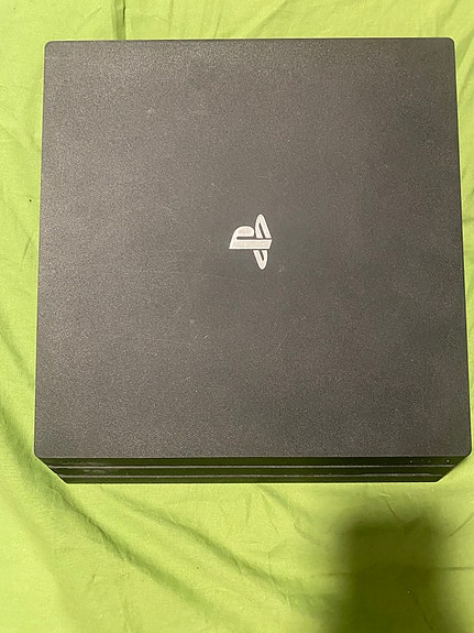 Sony PlayStation 4 -pelikonsoli
