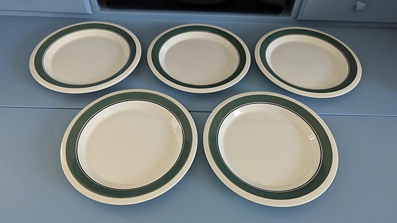 Arabia Kirsikka Leivoslautanen / Leipälautanen (5kpl, 1975-1979, Inkeri Leivo)