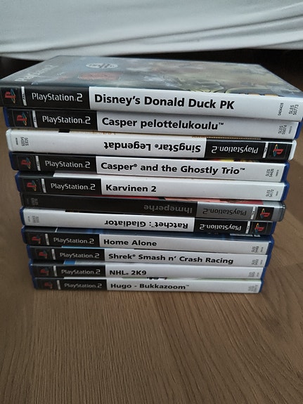 PlayStation 2 peli paketti