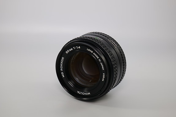 Minolta MD Rokkor 50mm f/1.4 -vintage-objektiivi