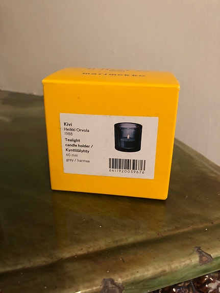 Harmaa Iittala Kivi-tuikku