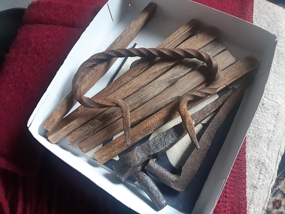 Vanha taottu ovenripa oviripa ripa takorautainen ovenkahva 30-luku 40-luku