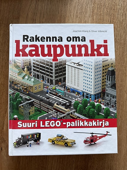 Rakenna oma kaupunki - Suuri LEGO-palikkakirja
