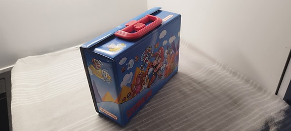 Harvinainen Nintendo Super Mario Land GameBoy keräilysalkku