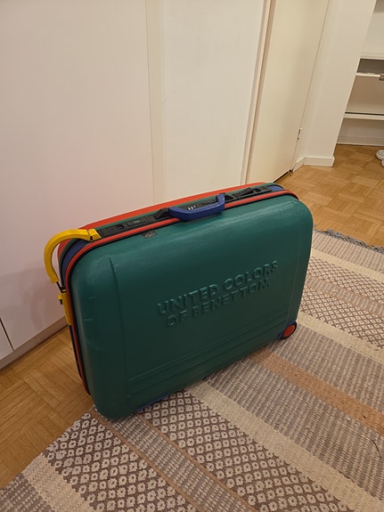 United Colors of Benetton matkalaukku