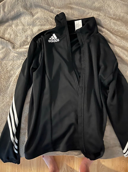 Adidas takki