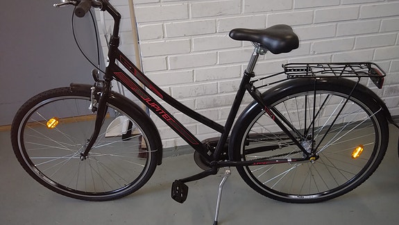 Jupiter Highway 8 naisten kaupunkipyörä 28" musta