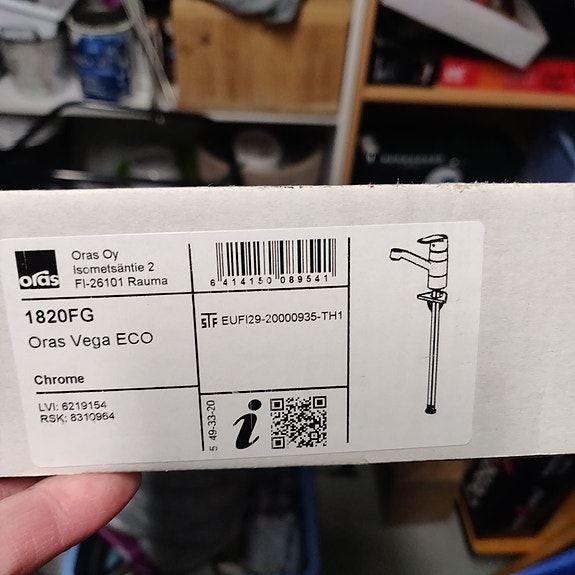 Oras Vega ECO 1820FG keittiöhana kromi