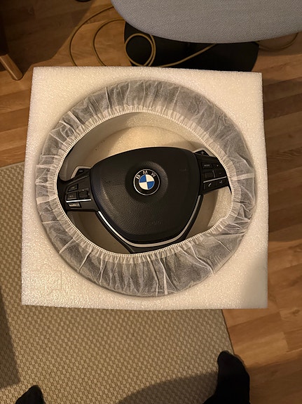 BMW ohjauspyörä