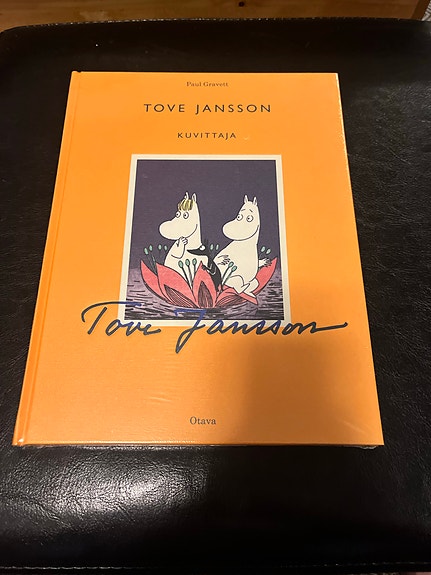 Tove Jansson Kuvittaja -kirja Muumit