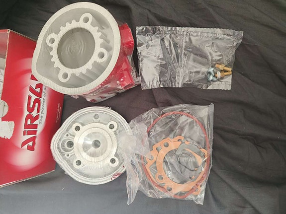 Airsal Xtreme Racing sylinterisarja 88cc (12mm), Yamaha Aerox 2T