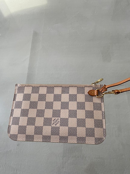Louis Vuitton Pochette